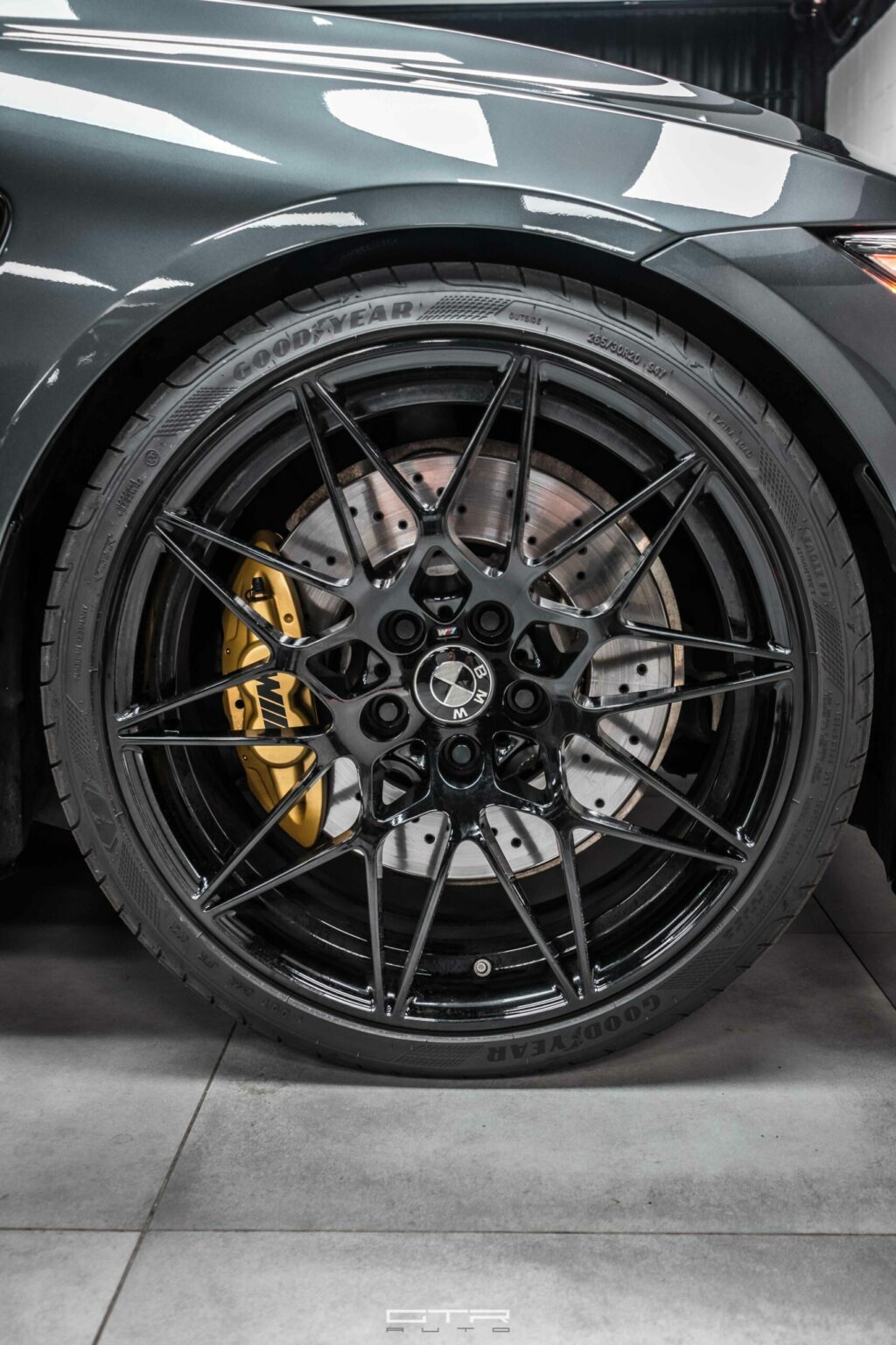 alt = "bmw m4 competition"