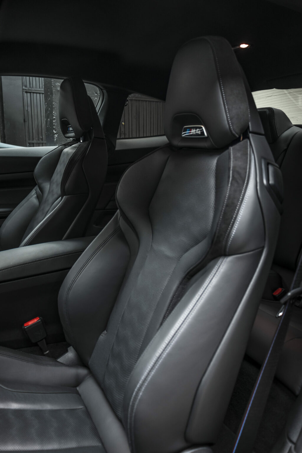alt = "bmw m4 g82 competition interior by gtr auto"